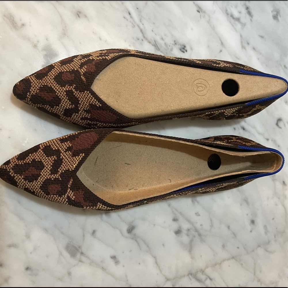 Rothy’s The Point in Big Cat.